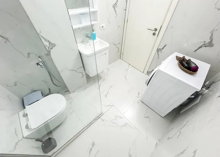 Sunrise To Sunset Vista Durrës